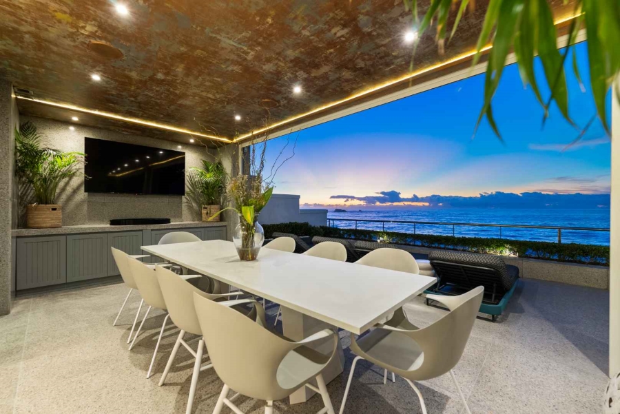 5 Bedroom Property for Sale in Clifton Western Cape